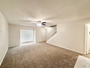 Building Photo - 1497 Springrock Ln