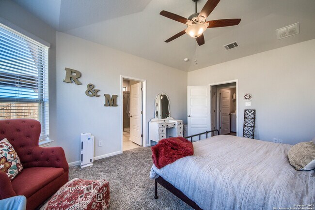 Building Photo - 13211 Antelope Run