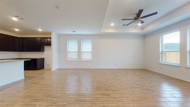 Building Photo - 31314 Whitfield Ct