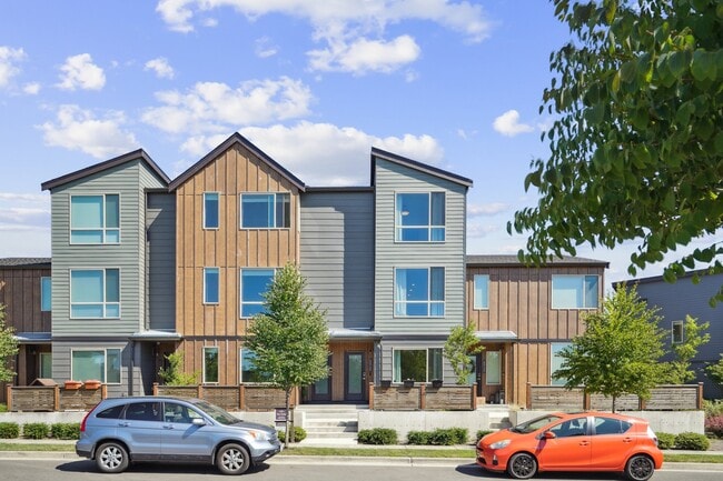 Primary Photo - 32730 Hemlock Ave SE