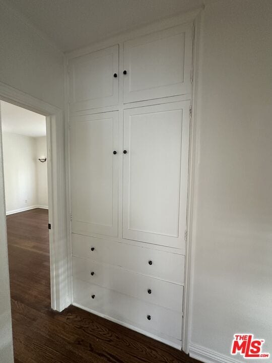 Building Photo - 147 N Orange Dr