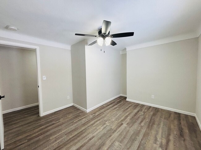 Building Photo - Remodeled 3 bedroom home- available now!