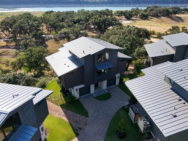 Building Photo - 19201 Crusoe Cv