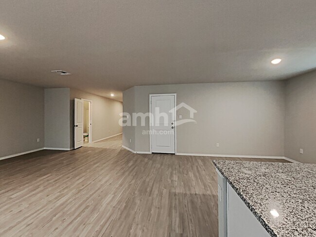 Building Photo - 10039 Braun Crst