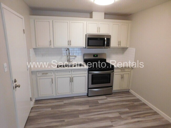 Building Photo - 2 br, 1 bath House - 1497 Janrick Ave