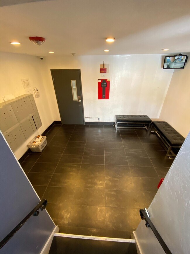 Building Photo - Audubon