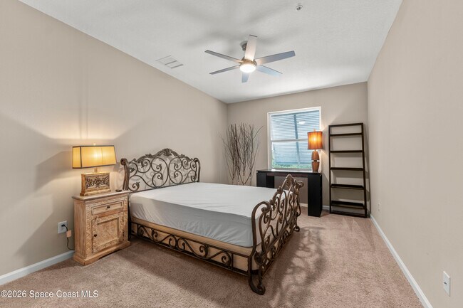 Building Photo - 3951 Playa Del Sol Dr