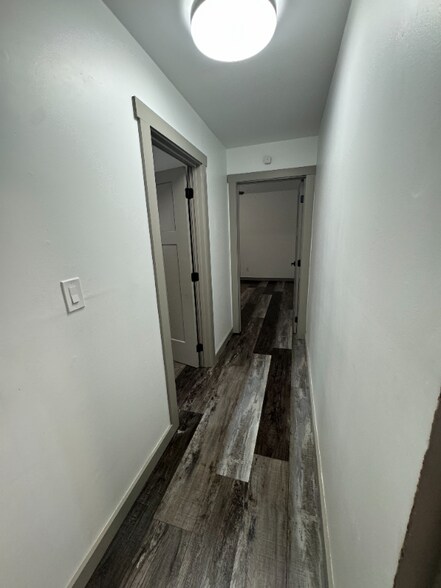 Building Photo - 534 Lee St