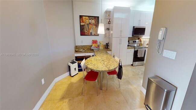 Building Photo - 10730 NW 66th St