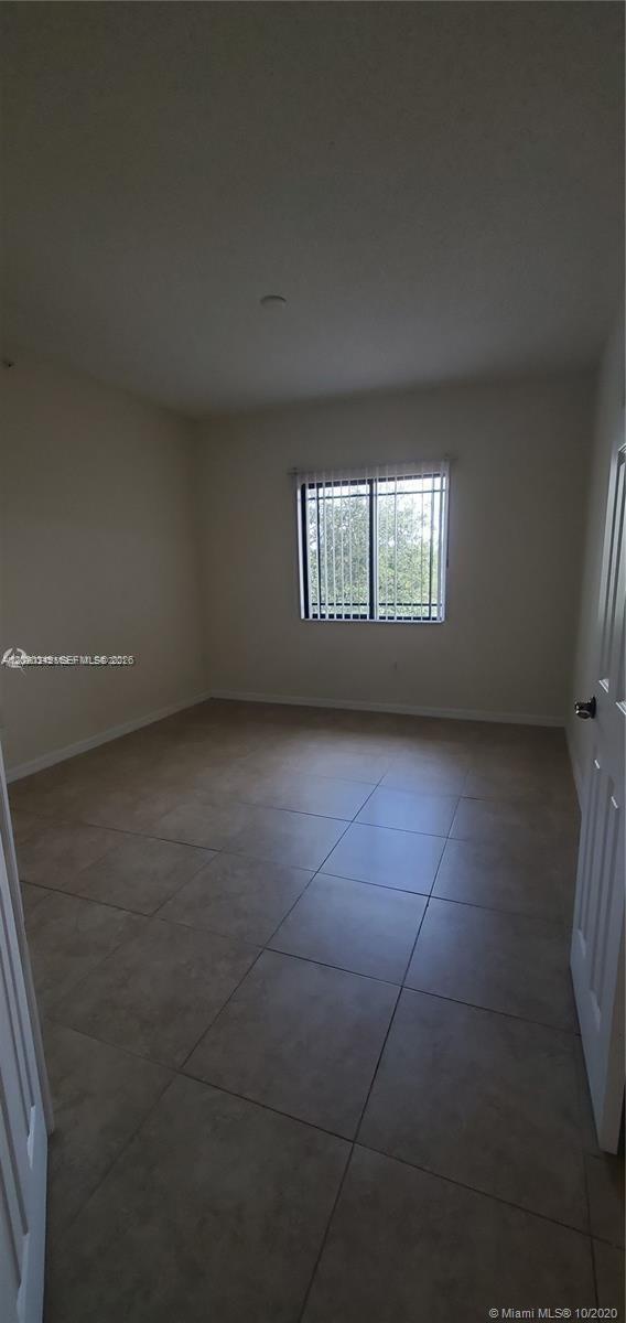 Building Photo - 3018 Alcazar Pl