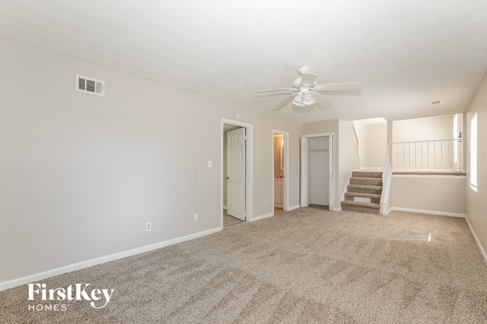 Building Photo - 8822 Ashwood Dr