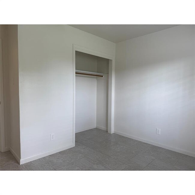 Building Photo - 1109 Fauntleroy Trail