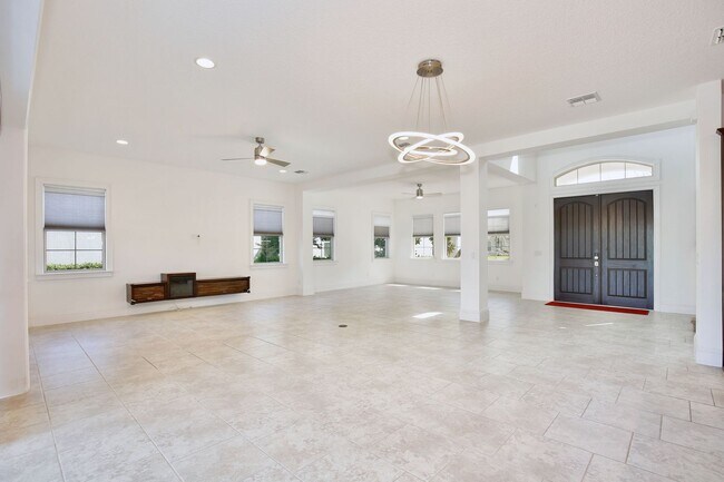Building Photo - 10822 Mobberley Cir
