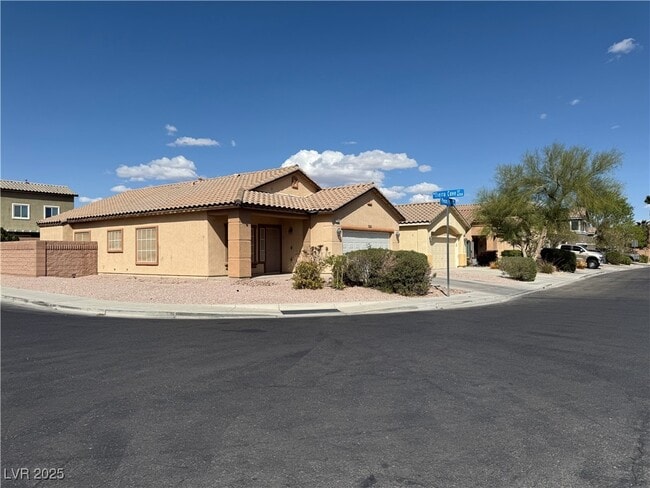 Building Photo - 3728 Pecos Park Ave