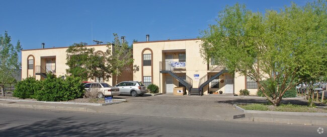 Building Photo - 134-136 Altez St NE