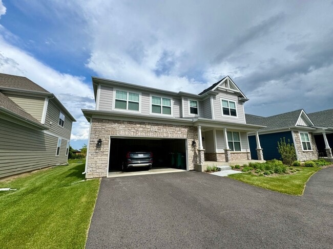 Building Photo - Newly Built 5-bedroom featuring luxe finishes and a spa-inspired master suite.