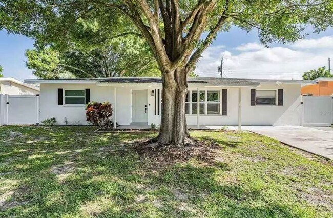 Building Photo - Utilities Included - (DECEMBER ONLY) Furni...