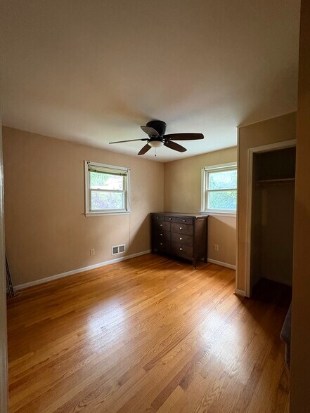 Building Photo - 5528 Galloway Cir