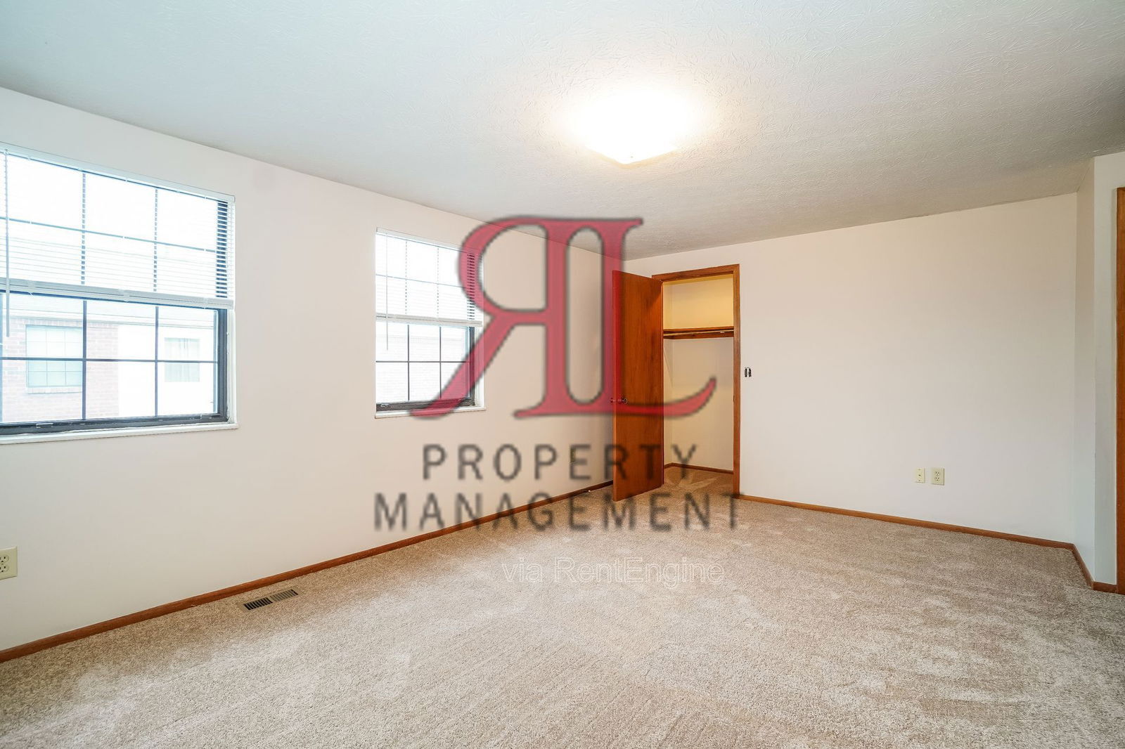 Building Photo - 320 Crosswind Dr