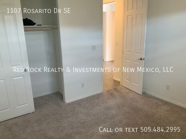Building Photo - 1107 Rosarito Dr SE