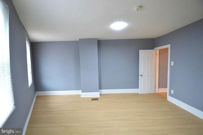 Building Photo - 1218 Hanson St