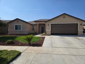 Building Photo - Home For Rent