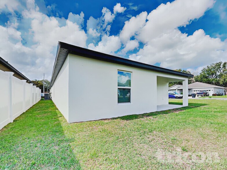 Building Photo - 304 Kensington View Dr