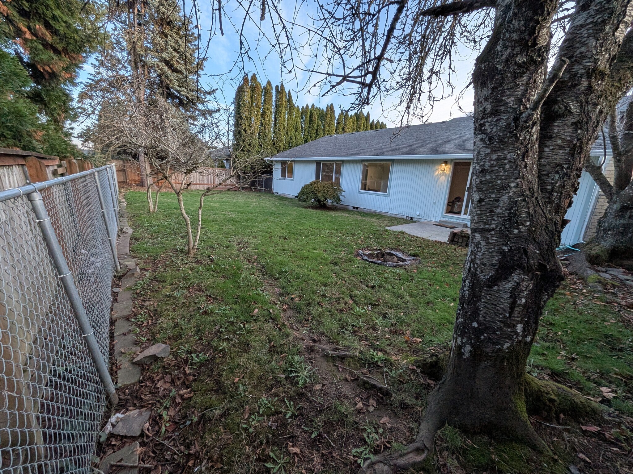 Building Photo - 3509 SE 11th St