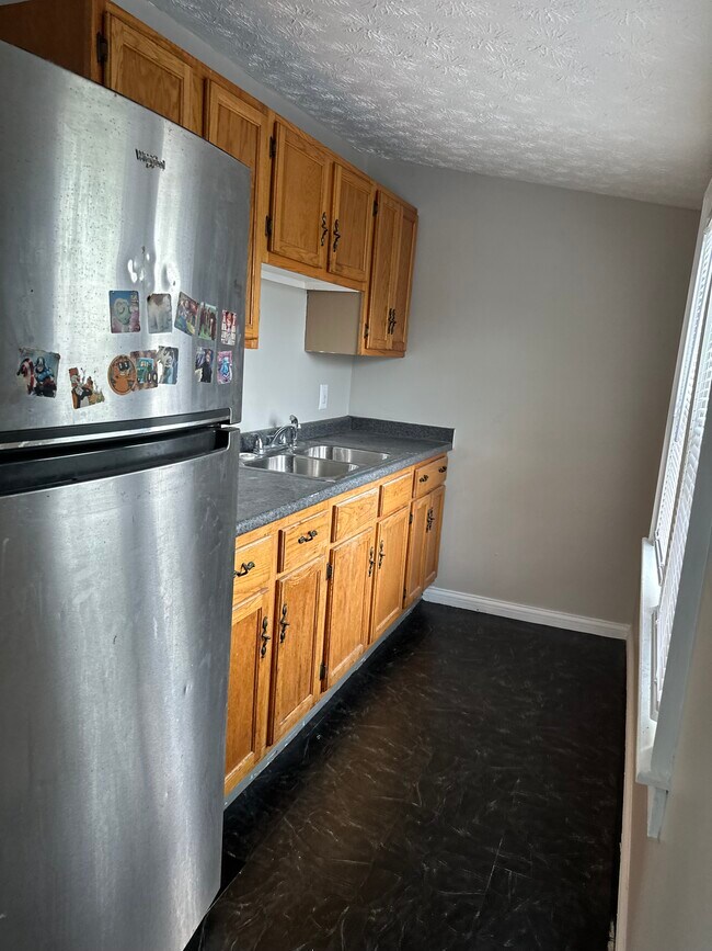 Building Photo - 1641 Sullivant Ave