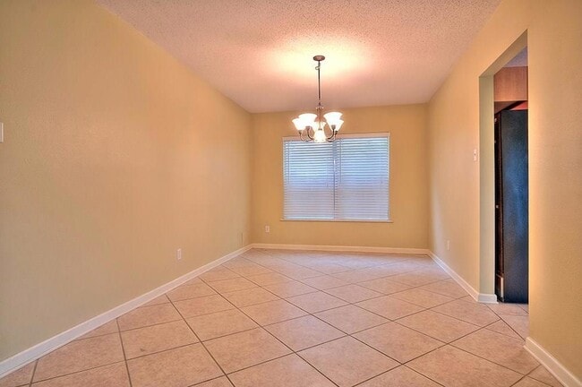 Building Photo - 1106 Devonshire Dr