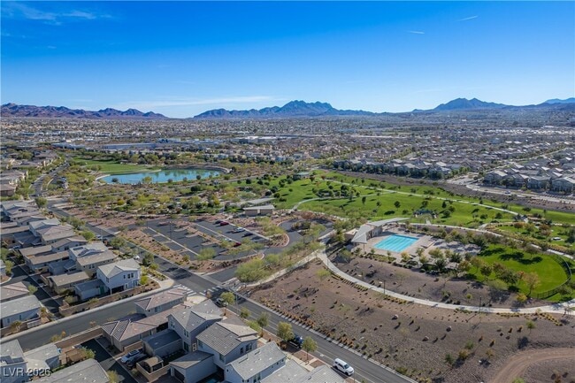 Building Photo - 276 Kindly Way