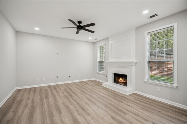 Building Photo - 165 Sable Pointe Dr