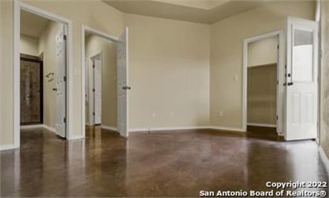 Building Photo - Modern Luxury Duplex in Seguin!