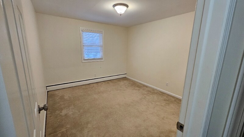 Building Photo - 667 Indian Church Rd