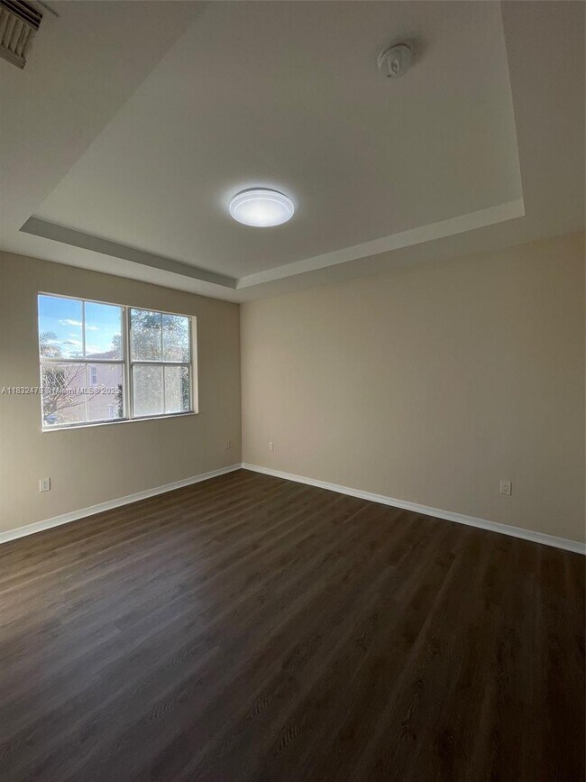 Building Photo - 13850 SW 274th Terrace