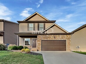 Building Photo - 2300 Madeline vine ln