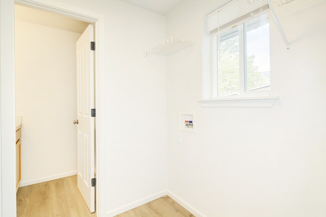 Building Photo - Modern Duplex with Garage and Backyard