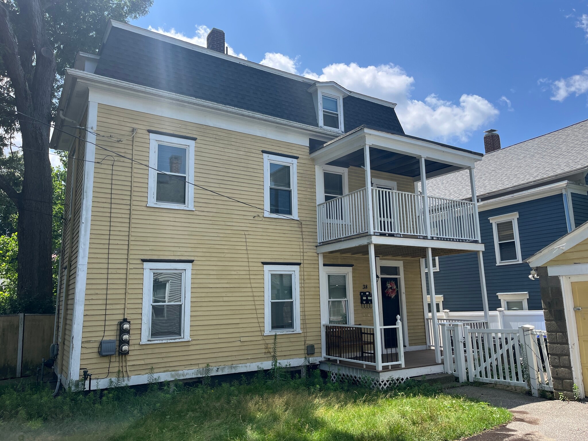 Building Photo - 38 Ivy St