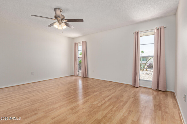Building Photo - 12643 W Regal Dr