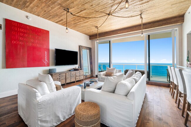 Building Photo - 2700 N Ocean Dr
