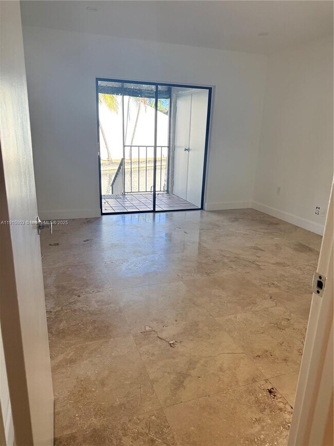 Building Photo - 15315 Loch Isle Dr W