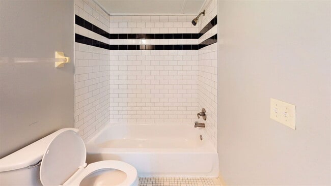 Building Photo - 191 Chittenden Ave