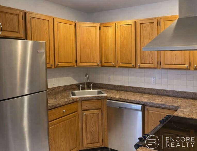 Building Photo - 22 St Cyprians Pl