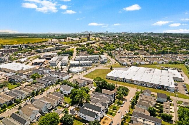 Building Photo - Beautiful home in The Nations!  4 bedrooms...