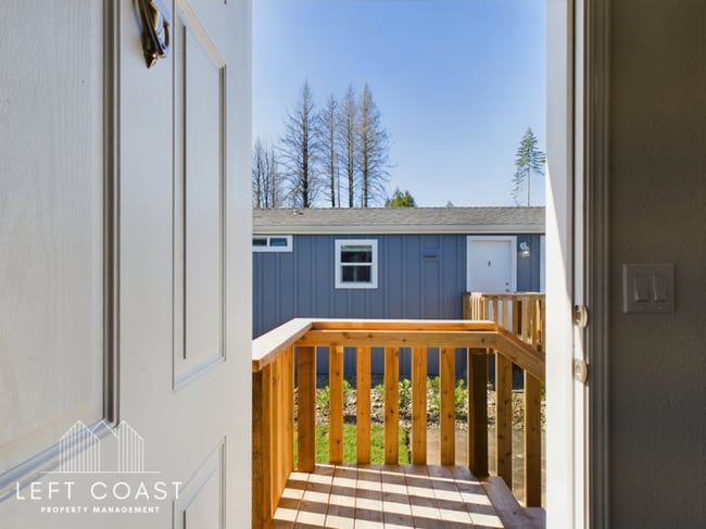 Building Photo - 2368 Salmon River Hwy