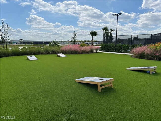 Building Photo - 9077 Wisteria Wy