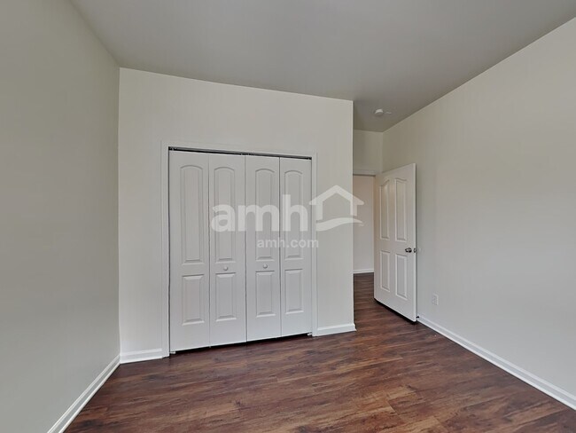 Building Photo - 2111 Less Traveled Trail