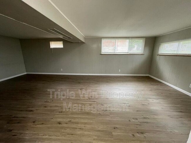 Building Photo - 2022 Northaire Ln