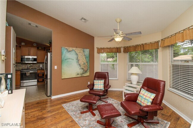 Building Photo - 306 Emerald Bay Cir