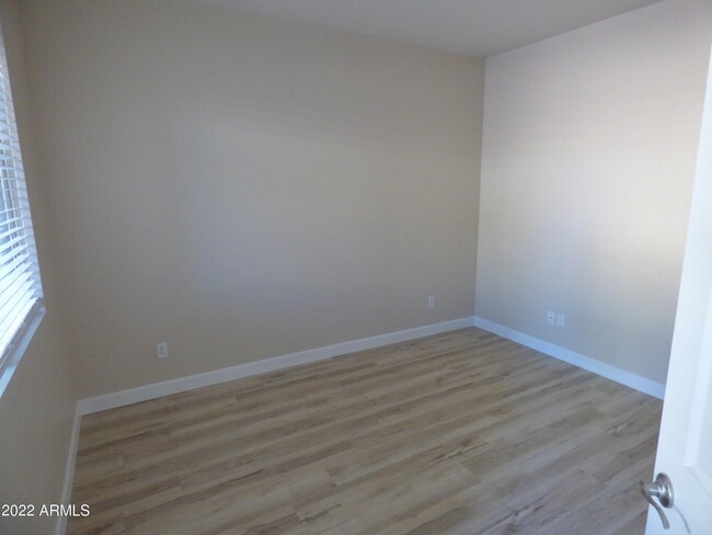 Building Photo - 17620 W East Wind Ave